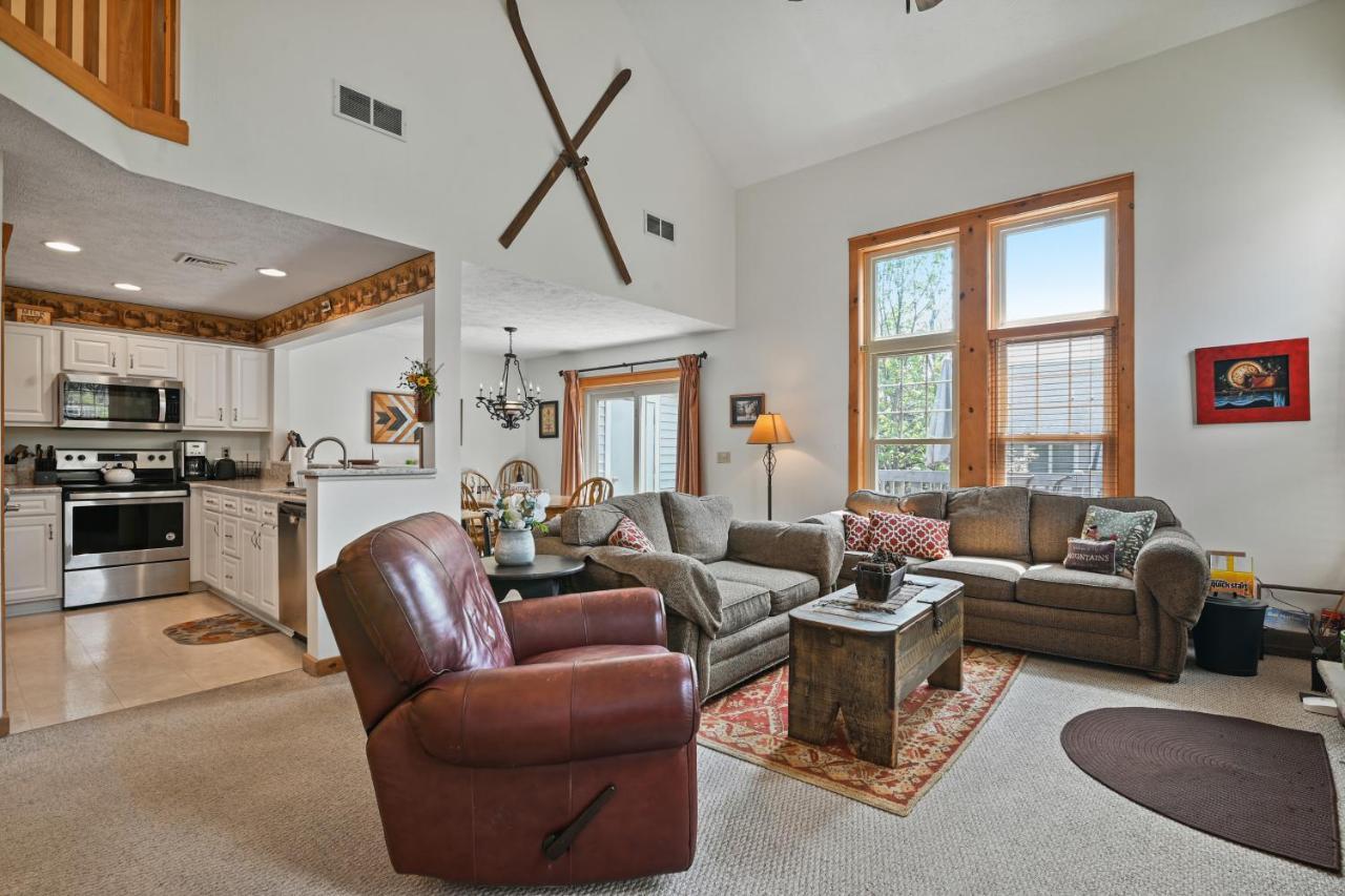 Northridge 197 Villa Танерсвил Екстериор снимка